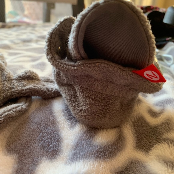 Zutano Baby Booties - Picture 2 of 3